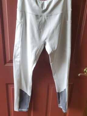 TomboyX Gray Leggings with Dk Gray Ankle Panels and Side Pockets